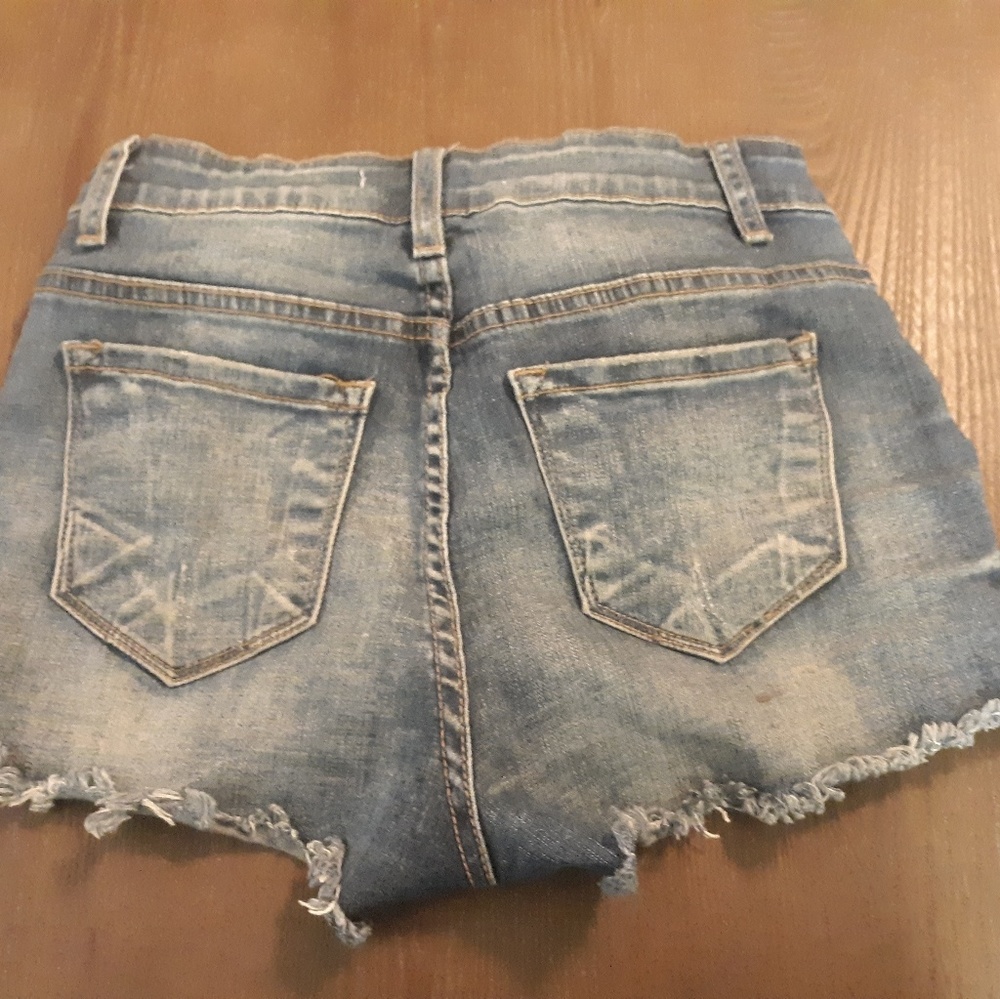 Shorts - Picture 2 of 2